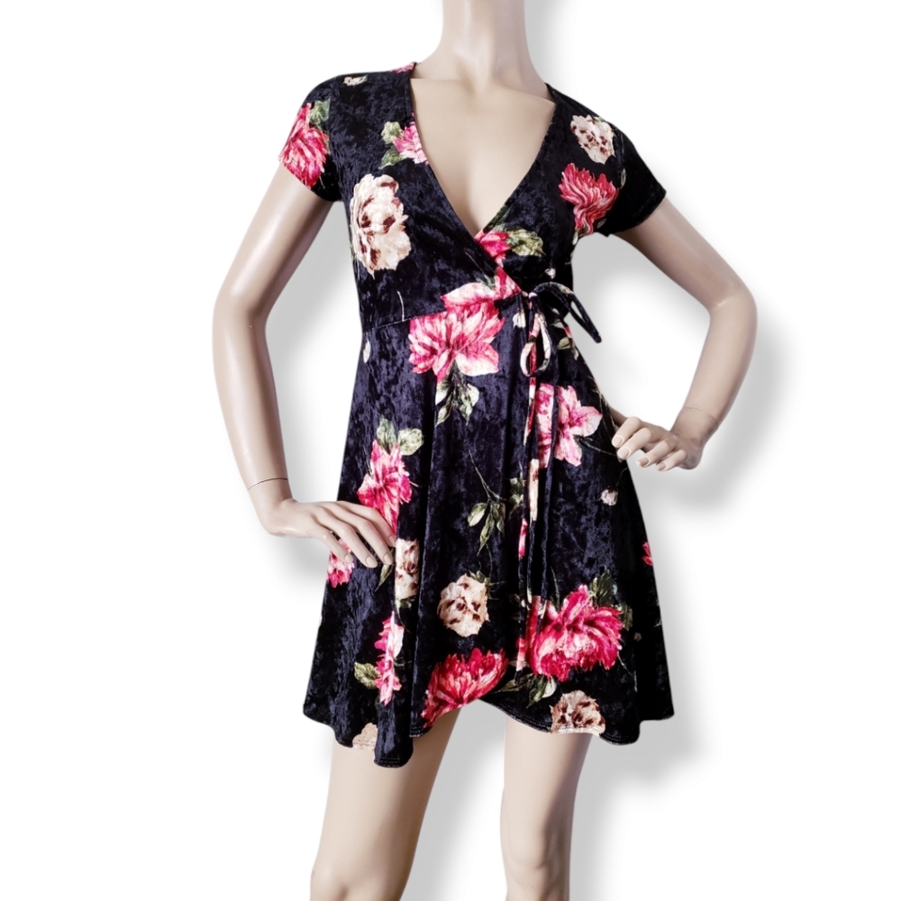 Coco Avante Black & Red Floral Print Velvet Wrap Dress